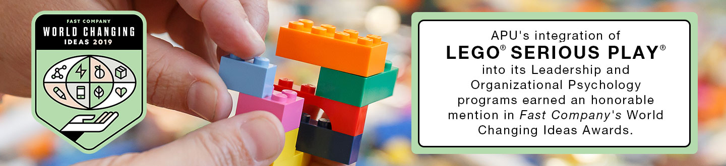 lego series play logo displaying lego pieces