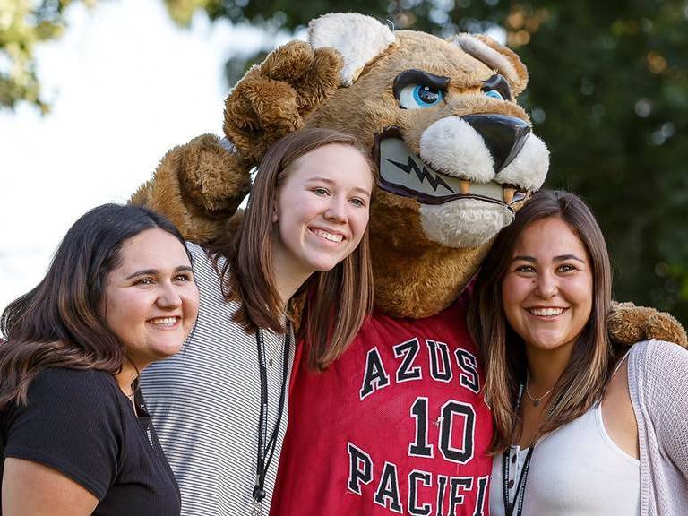 apu students with cougar mascot