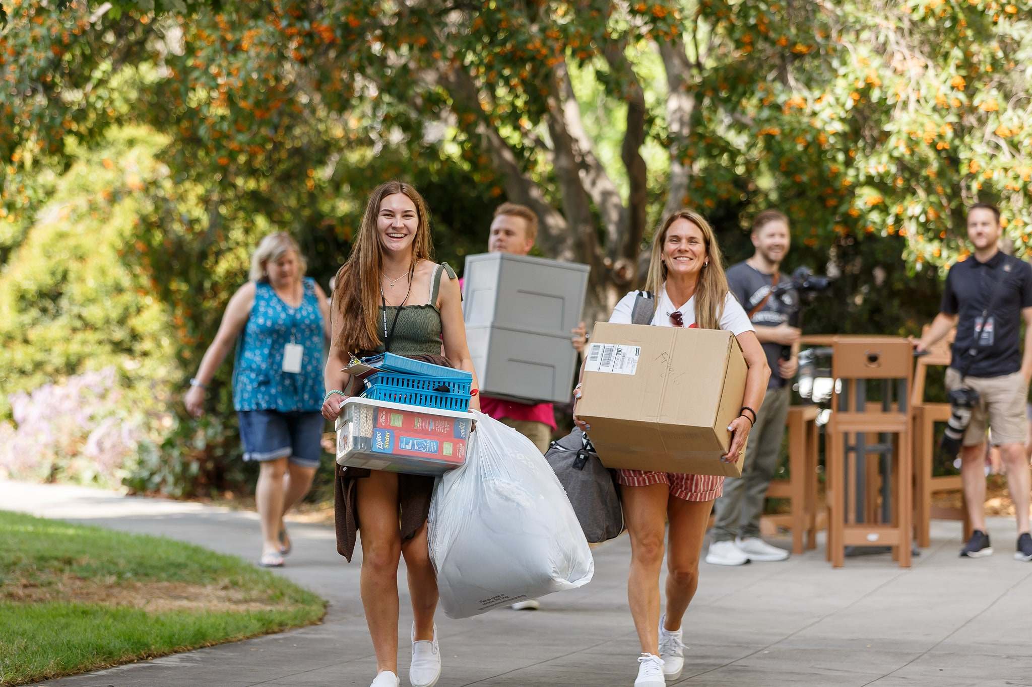 Student and parent on move-in day