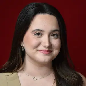 paulina's headshot
